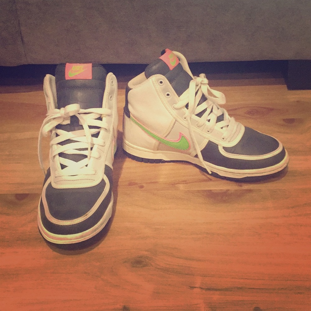Nike high top shoes sneakers